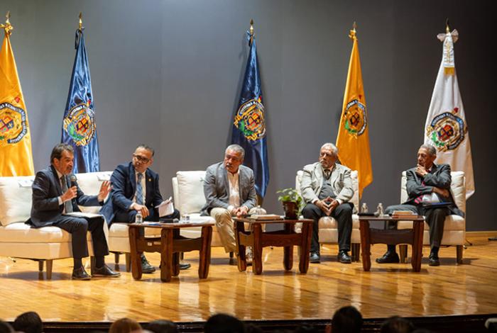 Coinciden expertos en que se debe fortalecer la autonomía financiera de la UMSNH