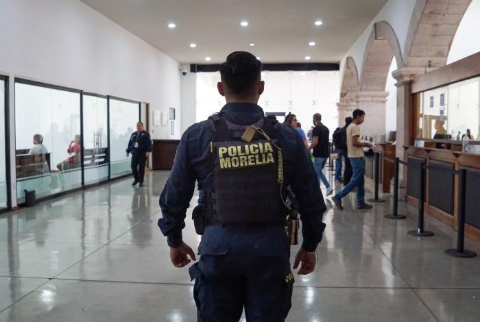 Comerciantes informales deben respetar la norma de restricción en el Centro Histórico