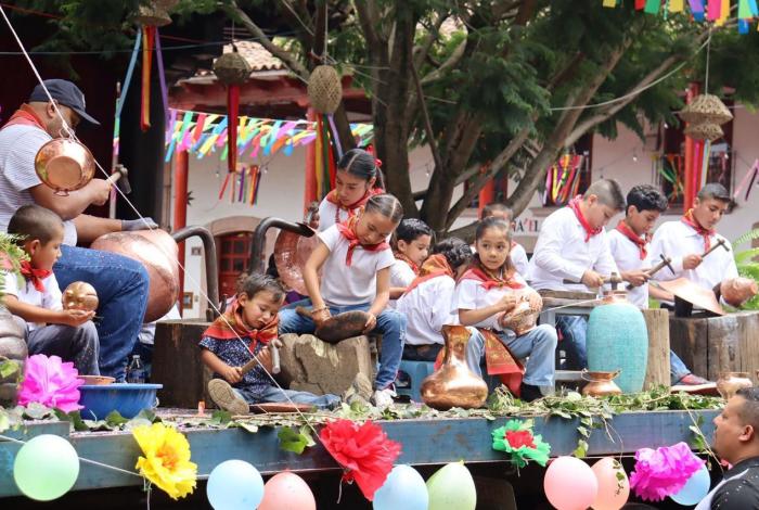Comienza la magia en Santa Clara con su Feria Nacional del Cobre