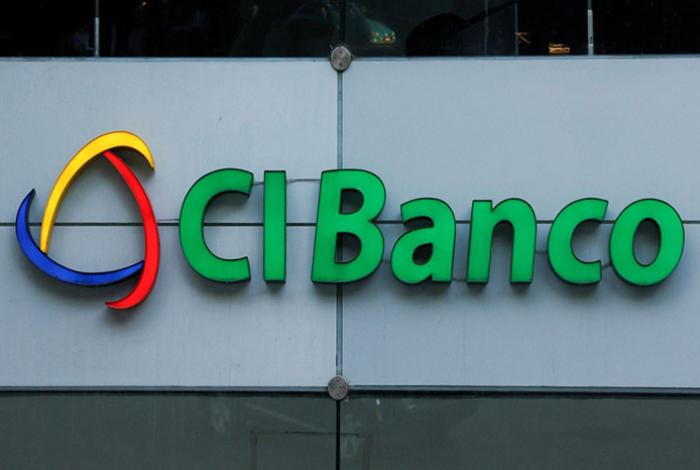 Comisión Bancaria multa con 185 mdp a bancos vetados por EUA por presunto lavado