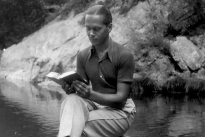 ¿Cómo influyó Michoacán en la obra de Luis Cernuda? Su exilio, su relación con la lengua y su estancia definitiva en México