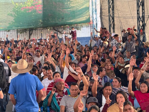 Comunidades, a la espera de leyes secundarias sobre autogobierno