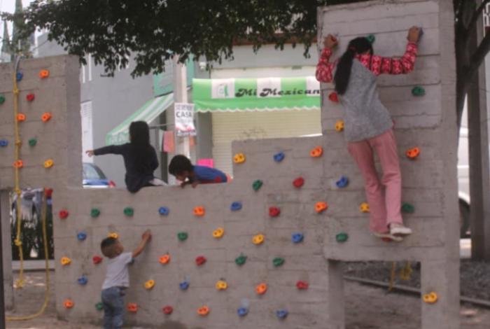 Con activación familiar, Alfonso Martínez inaugura parque lineal de Avenida Quinceo
