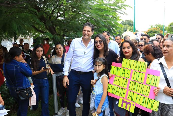 Con activación familiar, Alfonso Martínez inaugura parque lineal de Avenida Quinceo