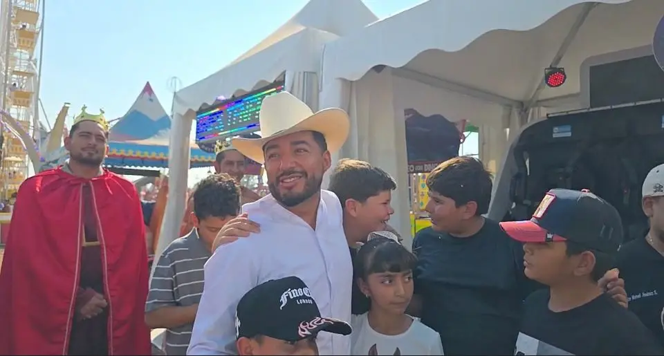 Con gran éxito se celebran actividades por el Día de Reyes en Los Reyes