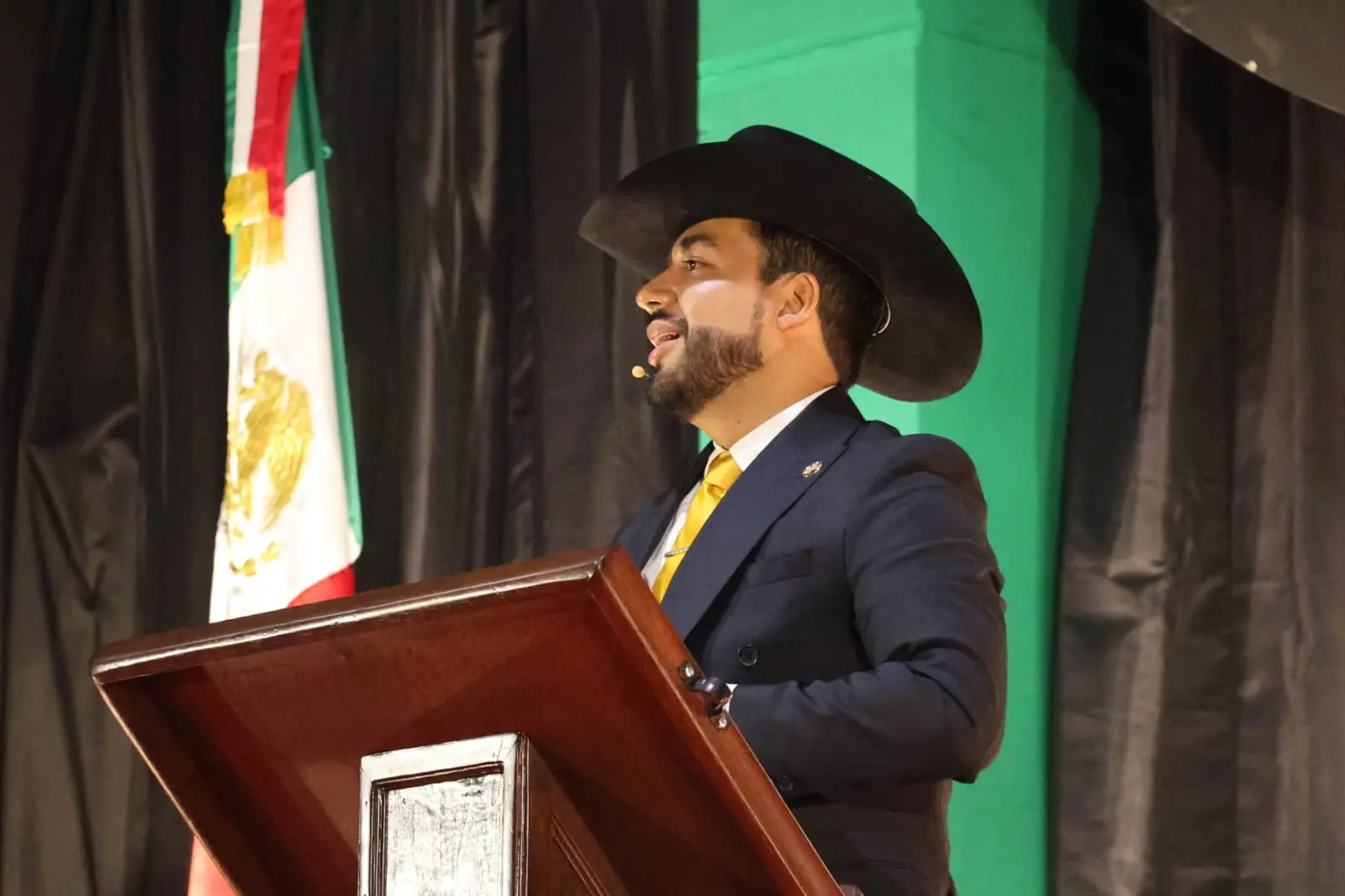 Con hechos, no palabras: Humberto Jiménez rinde cuentas a las y los reyenses 