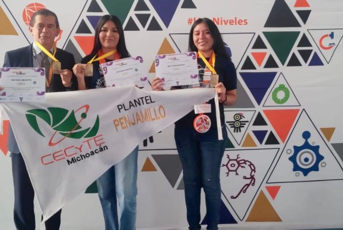 Con investigación sobre extractos de toronja, estudiantes del Cecytem ganan oro en feria de ciencias