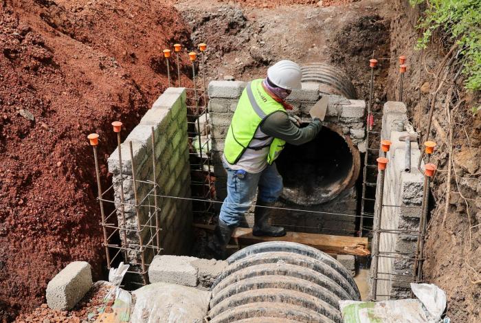 Con las obras del Morebús, se modernizan tuberías y alcantarillas en Morelia