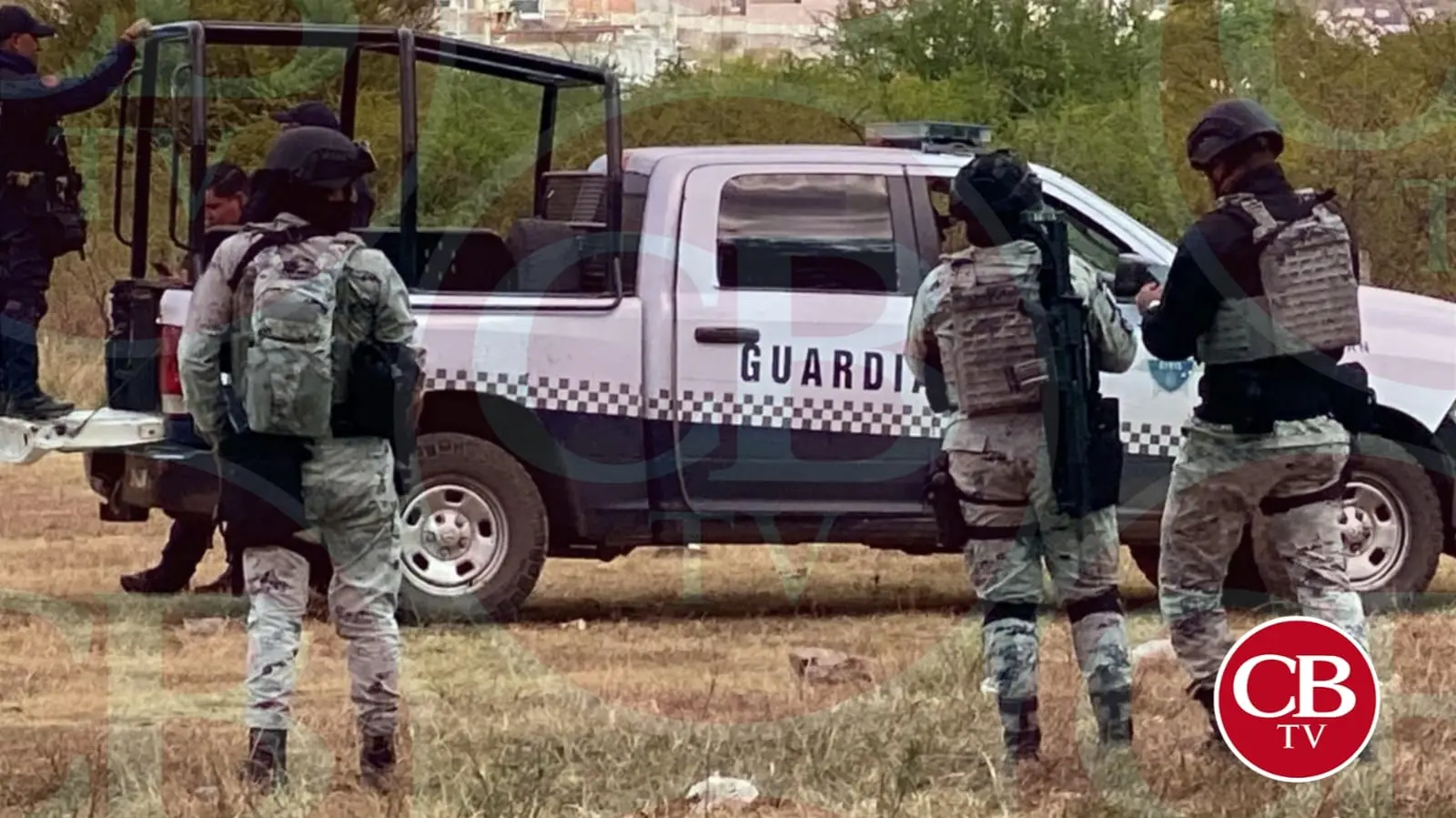 Con persecución recupera GC camioneta robada en Uruapan