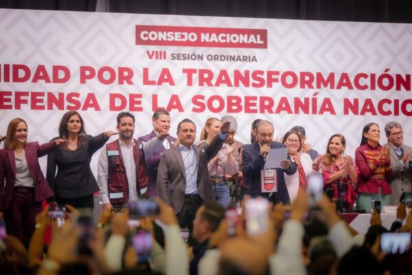 Con toma de protesta, Carlos Torres Piña inicia nueva etapa de organización y construcción del proyecto de Morena en Michoacán