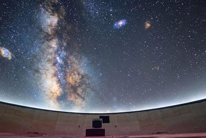 Concluye instalación de pantalla de proyección de 360 grados en el Planetario de Morelia