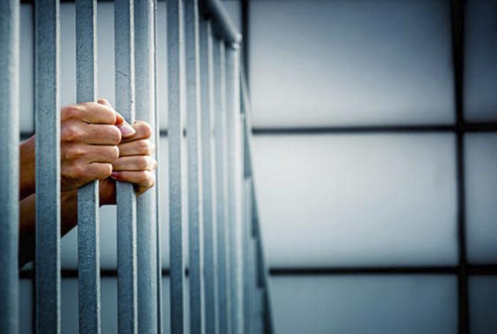 Condenan a mujer por corrupción de menores, en agravio de sus hijas e hijo, en Morelia