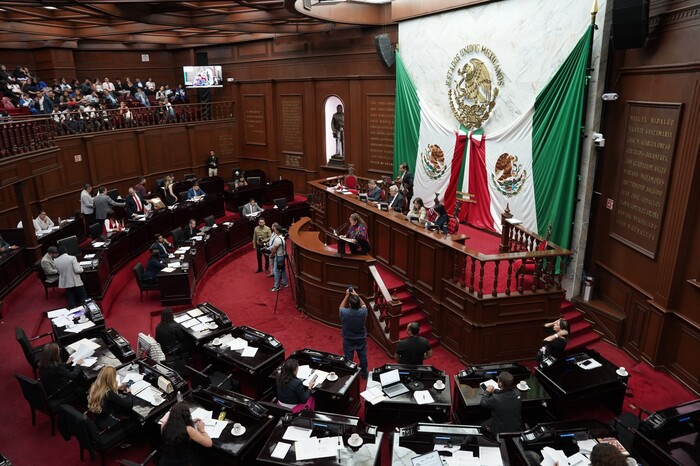 Congreso de Michoacán avala supremacía constitucional, pero no entra en los 17