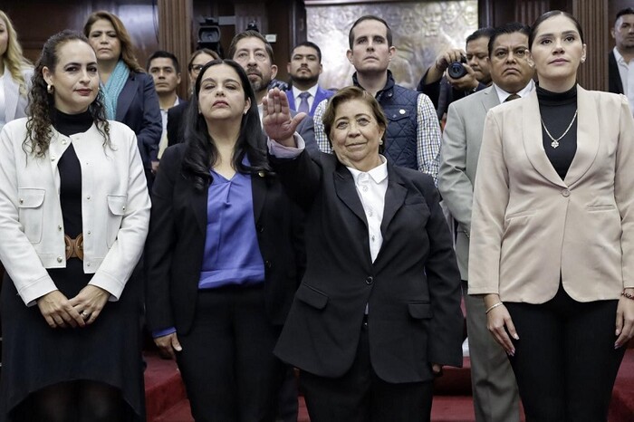 Congreso de Michoacán toma protesta a Presidenta Municipal Sustituta de Cotija