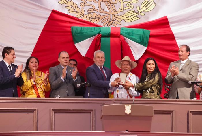 Congreso reconoce a Bedolla como pionero en la defensa de autogobiernos indígenas