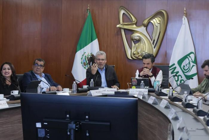 Construcción del hospital de especialidades del IMSS en Zitácuaro, en 2026: Bedolla