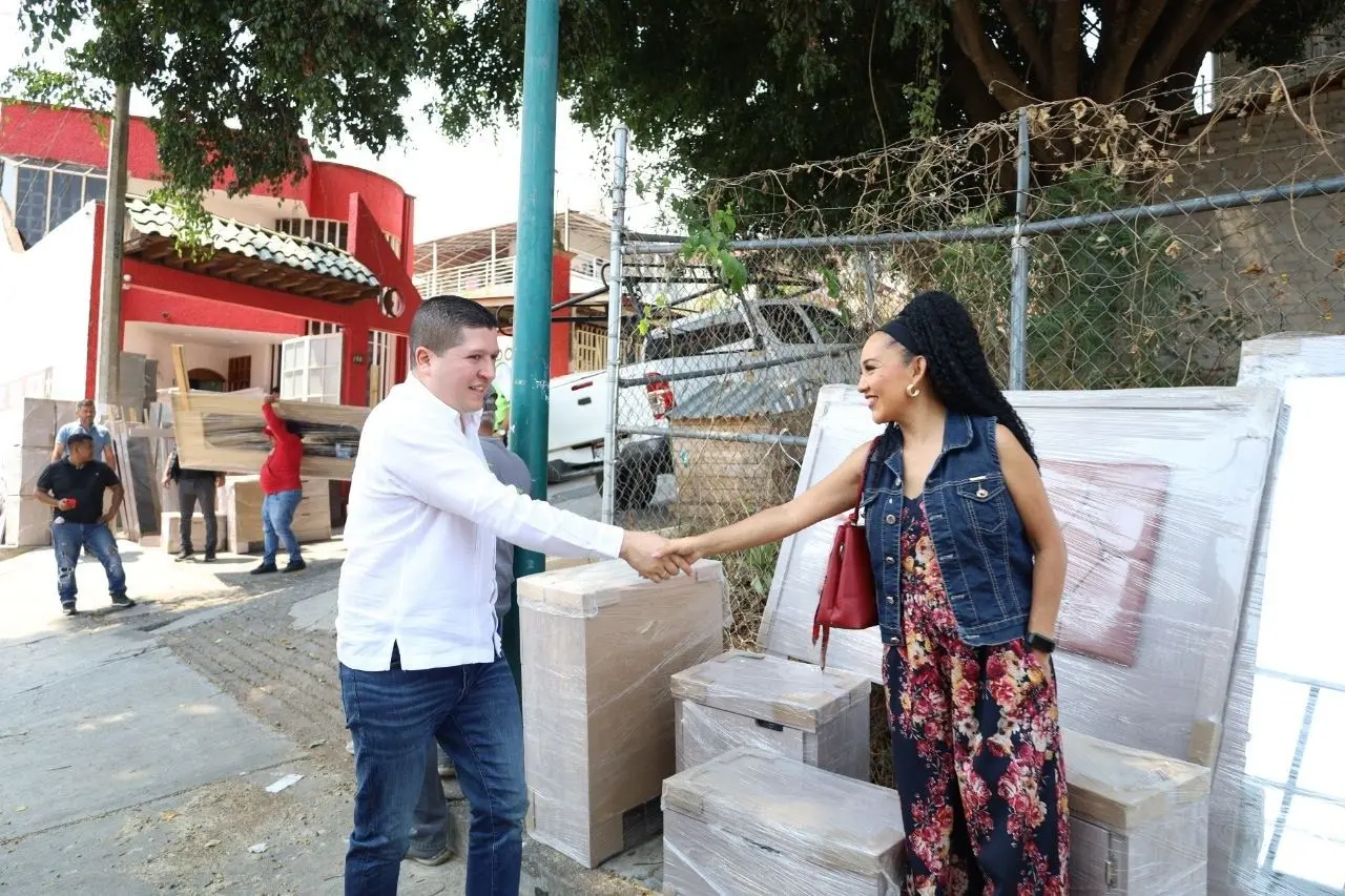  Continúa Programa de Apoyos Subsidiados del diputado Vicente Gómez Núñez