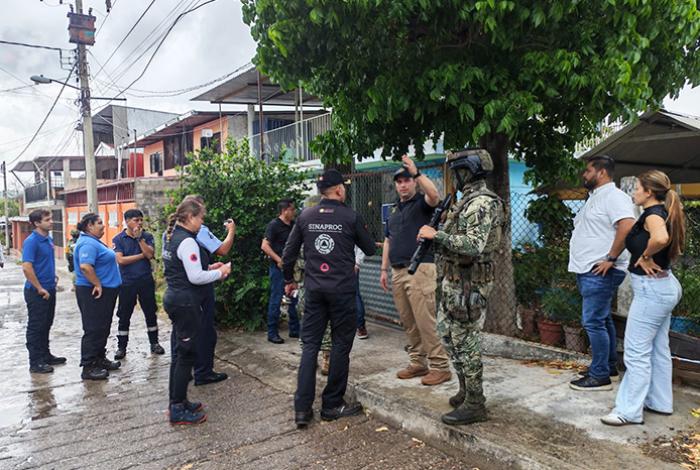 Continúa suspensión de clases en la costa-sierra; PC estatal mantiene vigilancia por huracán Polo