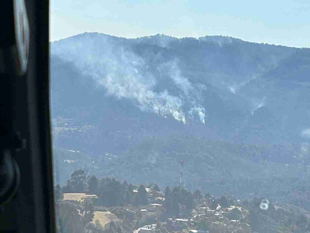  Controlado en un 90 % el incendio forestal en Tlalpujahua: Cofom