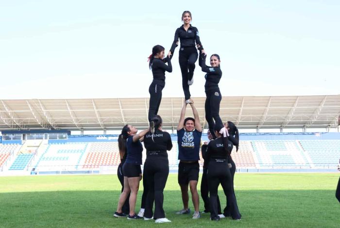 Convocatoria para integrarse al grupo de porristas de la UMSNH es permanente