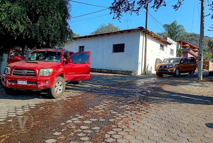 Criminales se enfrentan a soldados en Cotija, persecución concluye con tres delincuentes abatidos