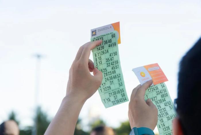 ¿Cuál es la probabilidad de ganar en la lotería mexicana?
