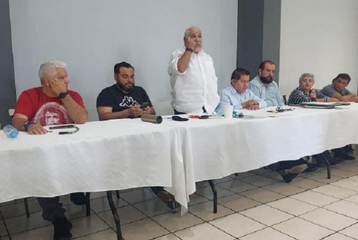 Dan licencia a Eduardo Tena para contender de nuevo para la Secretaría General del SUEUM