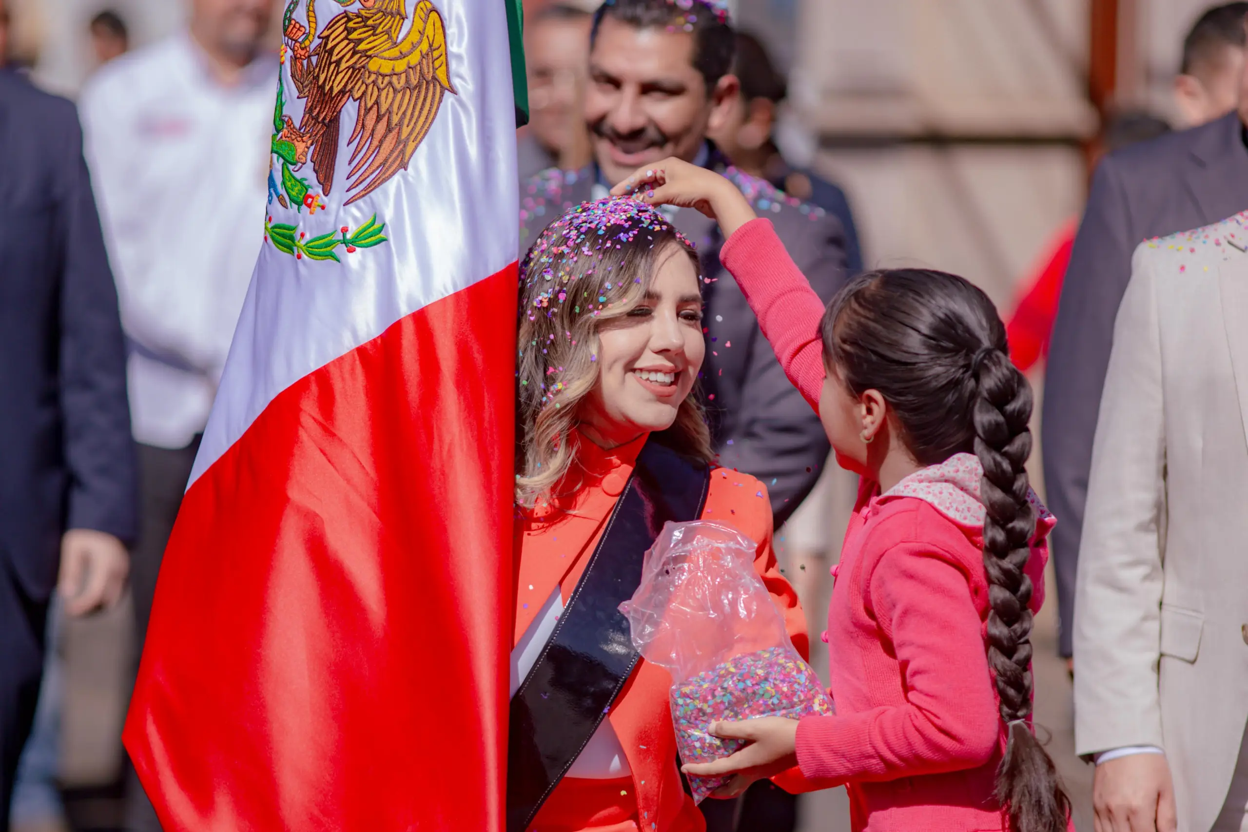 Dayana Pérez conmemora el natalicio de Benito Juárez y celebran la llegada de la primavera en Salvador Escalante