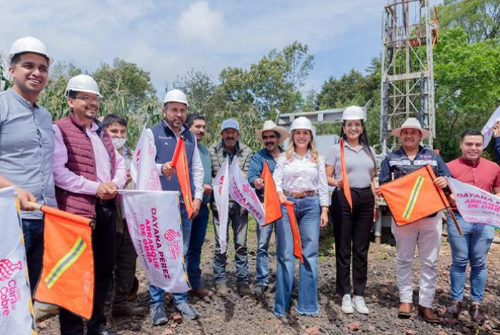 Dayana Pérez encabeza arranque de obra histórica de agua potable en Huaniqueo