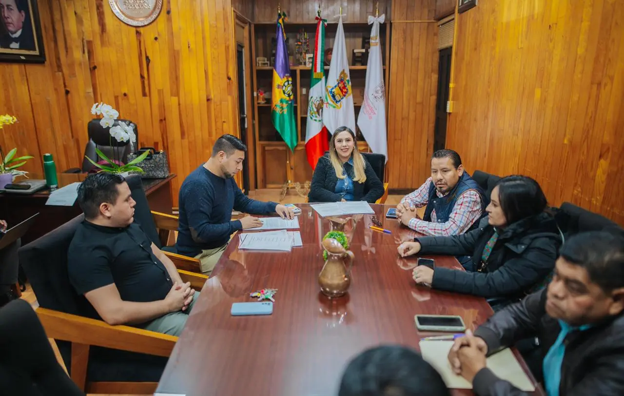 Dayana Pérez Mendoza impulsa la planeación estratégica en beneficio de Salvador Escalante