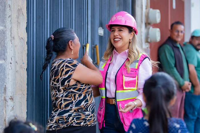 Dayana Pérez Mendoza impulsa la construcción de la calle Gonzalo Cruz en Santa Clara del Cobre