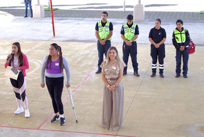 Dayana Pérez Mendoza promueve la fuerza y esperanza de las mujeres en la Caminata Rosa