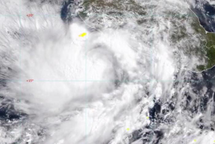 Declaran “peligro moderado” por la tormenta tropical Dalila, que provocará lluvias intensas en Michoacán