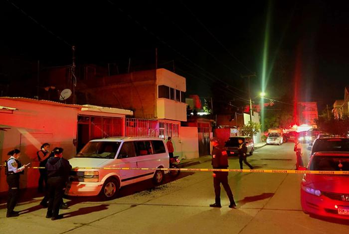 Delincuentes disparan desde una moto contra una mujer y su sobrina de 8 años, en Morelia