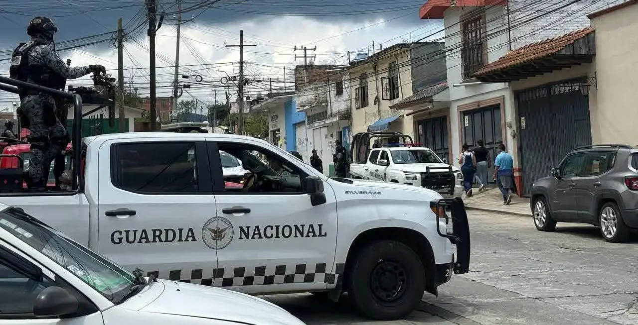 Denuncian ataque armado al interior de un lote de autos en Pátzcuaro