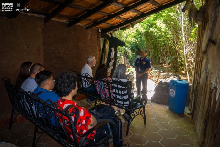 Desafía la gravedad en la Cabaña Encantada del Zoológico de Morelia