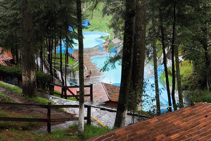 Desconéctate y relájate: Aguas termales y aventura en Rancho Viejo, en la zona de Los Azufres