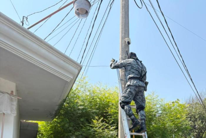Desinstalan 13 cámaras "parásitas" en Apatzingán
