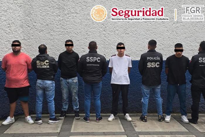 Detienen a 4 integrantes de una banda de extorsionadores en Ciudad de México