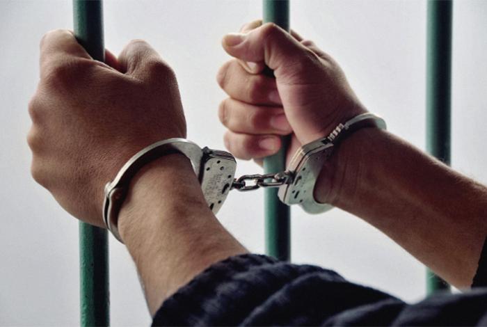 Detienen a ex mando policial por presunto robo; compró “municiones”, pero no las reportó
