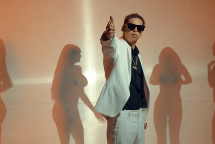 Detienen a Álex Marín por trata de personas en México