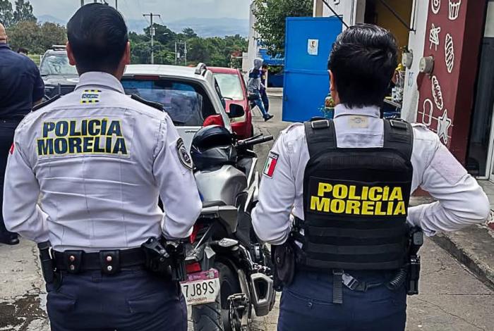 Detienen a motociclista con unidad robada