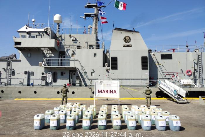 Detienen a tres en LC, transportaban mil litros de combustible