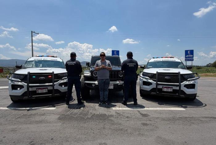 Detienen en Morelia a hombre que conducía vehículo con reporte de robo en Texas
