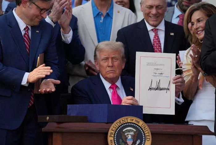 Día de la Independencia en EUA: Trump promulga su ley presupuestaria 'grande y hermosa'
