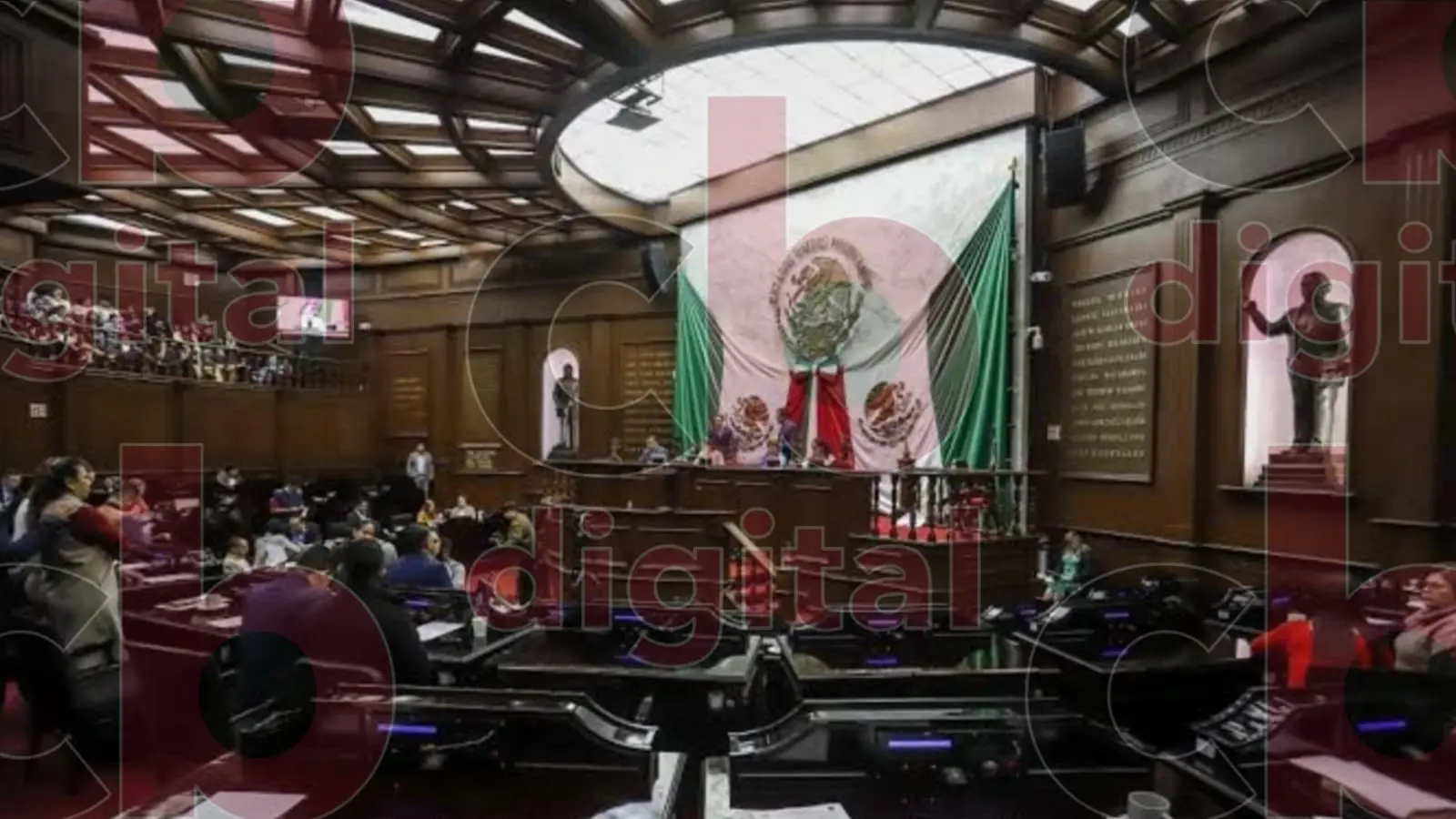 Diputados de Michoacán suspenden discusión de reforma sobre alternancia de género en la gubernatura