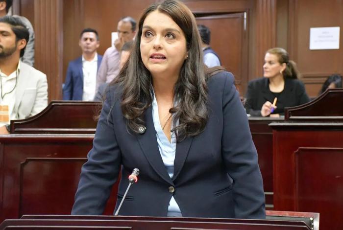 Diputados del PAN rechazan iniciativa que criminaliza el trabajo periodístico y atenta contra la libertad de expresión