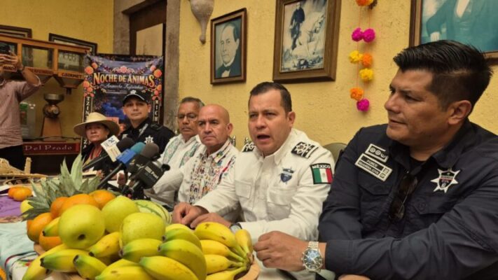 Disfrutarán Noche de Ánimas con seguridad y control vial en Tzintzuntzan