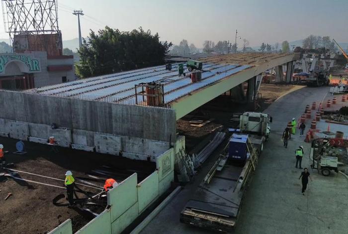 Distribuidor vial La Hielera en la recta final, con 87% de avance