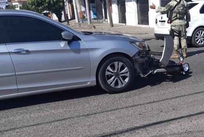 Dos accidentes viales dejan motociclistas con lesiones leves en Apatzingán